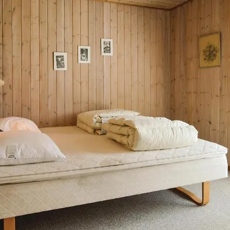 Three-bedroom Holiday In * Tarm